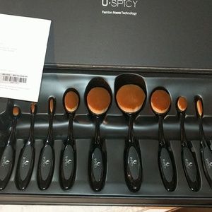 Make up brushes